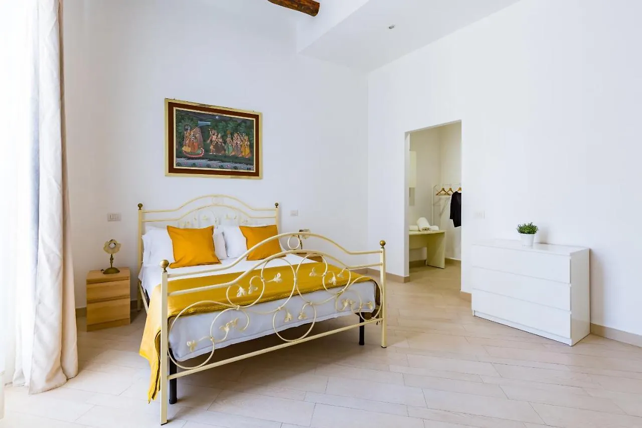 Apartment With Balcony In Palazzo Diaz By Wonderful Italy Naples